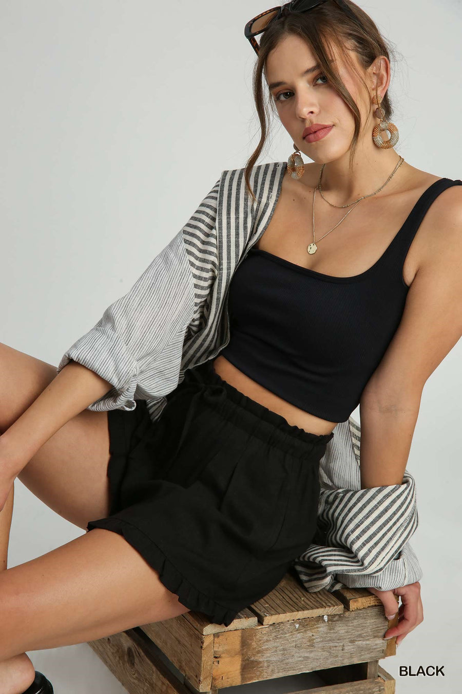 Black Linen Ruffle Hem Shorts