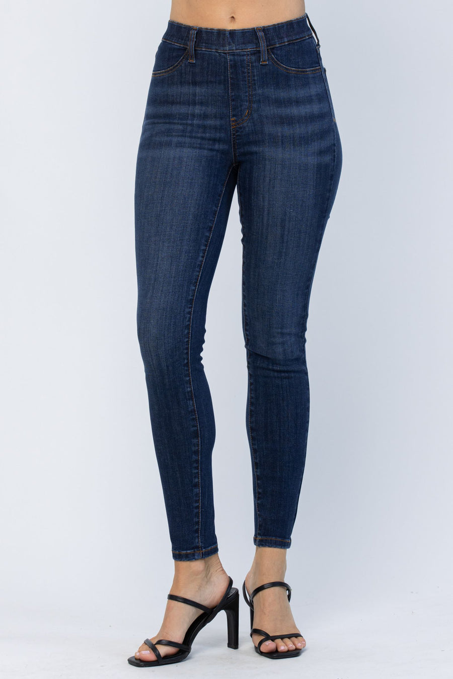 Judy Blue Pull On Skinny Jeans