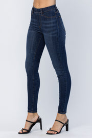 Judy Blue Pull On Skinny Jeans