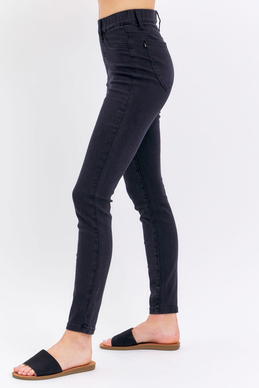 Judy Blue Black Pull On Skinny Jeans